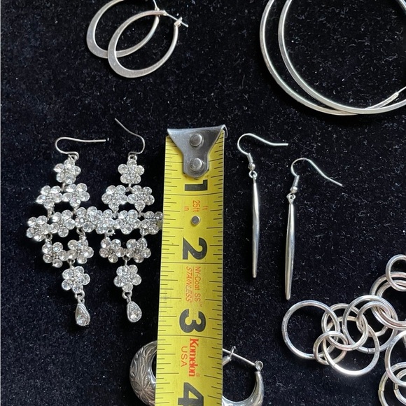 Earrings Lot - Picture 7 of 9